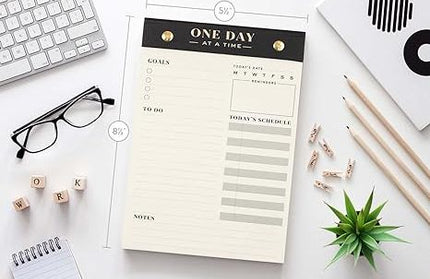 Taco de Notas One Day at a Time