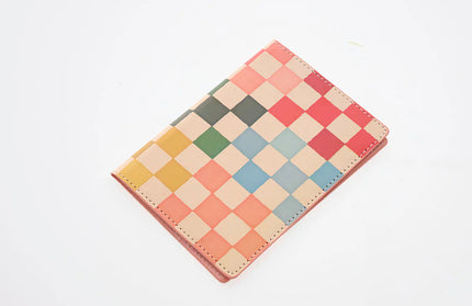 Portapasaporte - Checkered Future