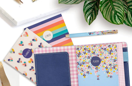 Libreta con Porta Pasaporte - Ditsy Floral