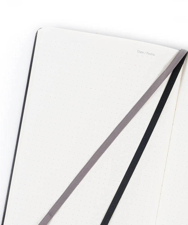 Libreta Mediana Negra Punteada