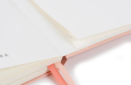 Libreta Mediana Coral Punteada